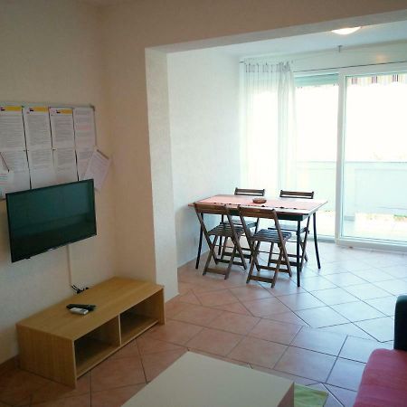 Family Friendly Apartments Island Rab Kampor エクステリア 写真